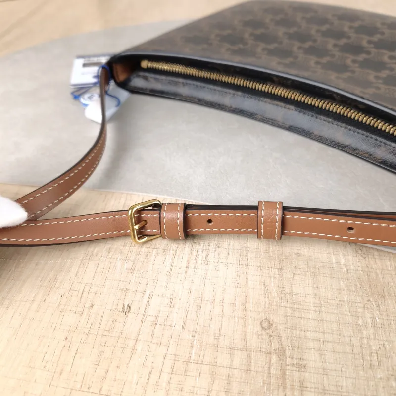 CELINE Shoulder Bag Croque Hobo Monogram PVC Medium 18.5 × 2 × 15.5 cm — detail view 3 of 11