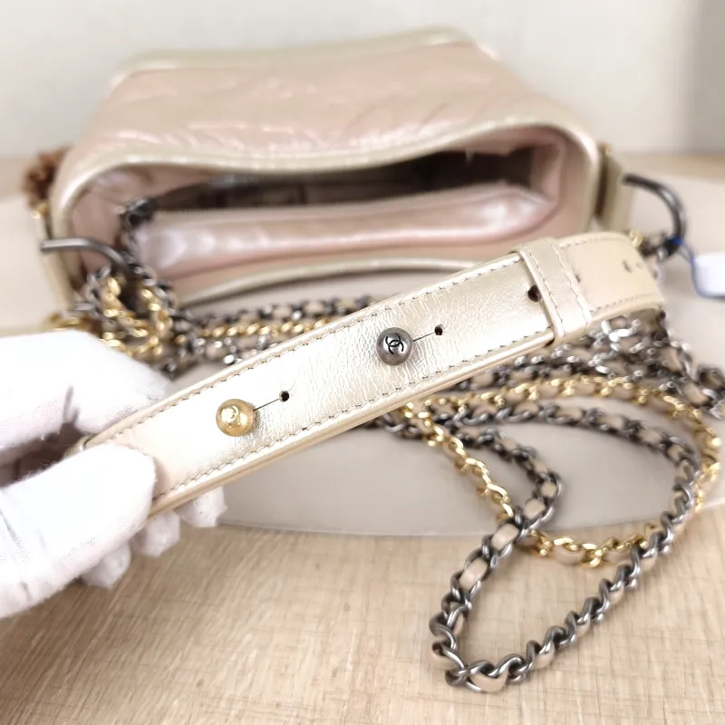 Chanel Crossbody Bag Gabrielle Gabrielle Bag Calfskin Small 20 × 8 × 15 cm 27 — detail view 6 of 14
