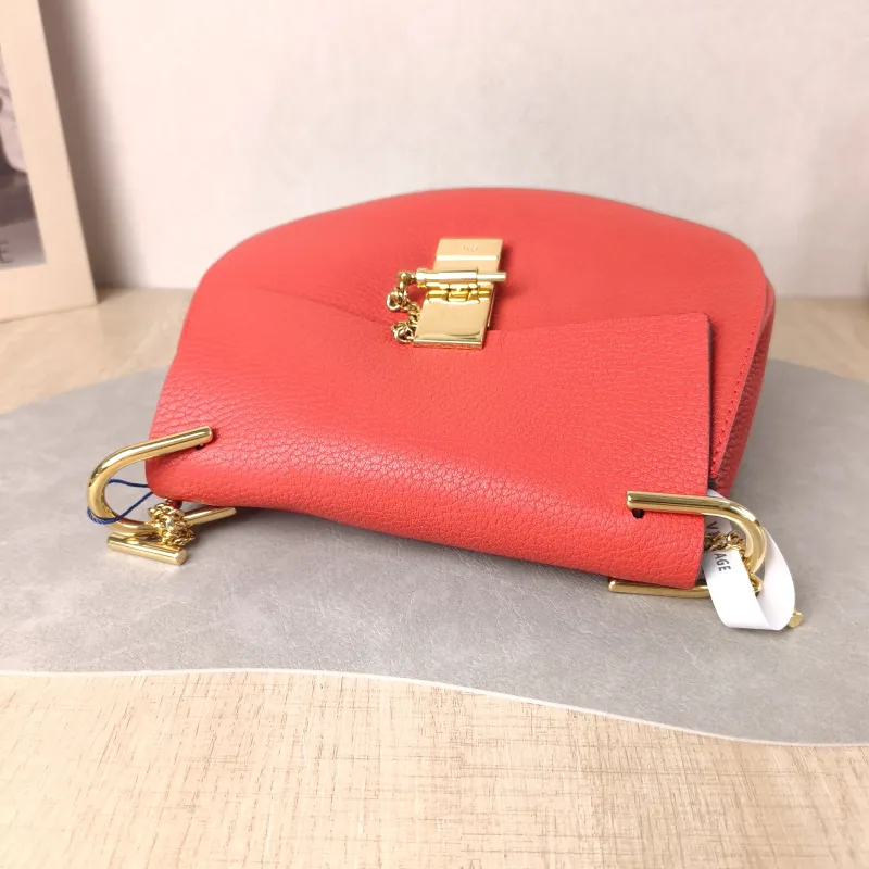 Chloé Crossbody Bag drew Red Calfskin 23 × 7.5 × 20 cm — detail view 5 of 11