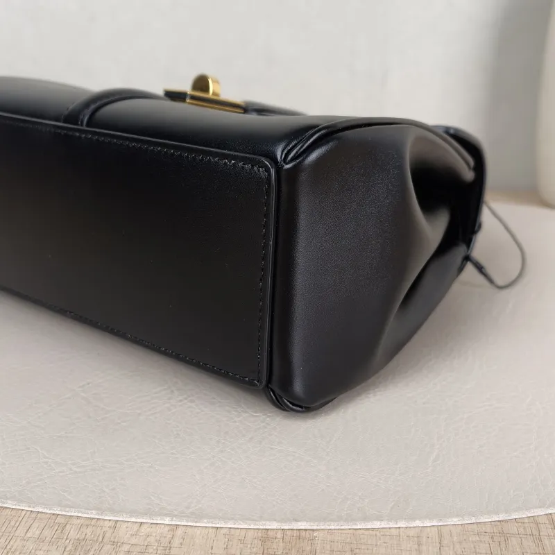 CELINE Crossbody Bag 16 Edition Black Calfskin Mini 17.5 × 7 × 14 cm — detail view 9 of 14