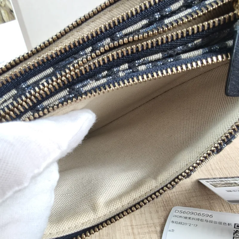 DIOR Crossbody Bag Blue Canvas One Size20 × 2 × 17 cm — detail view 1 of 10