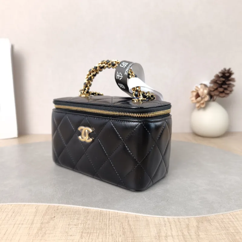 Chanel Crossbody Bag Black Lambskin Mini 16 × 8 × 9.5 cm — cover view 2 of 6