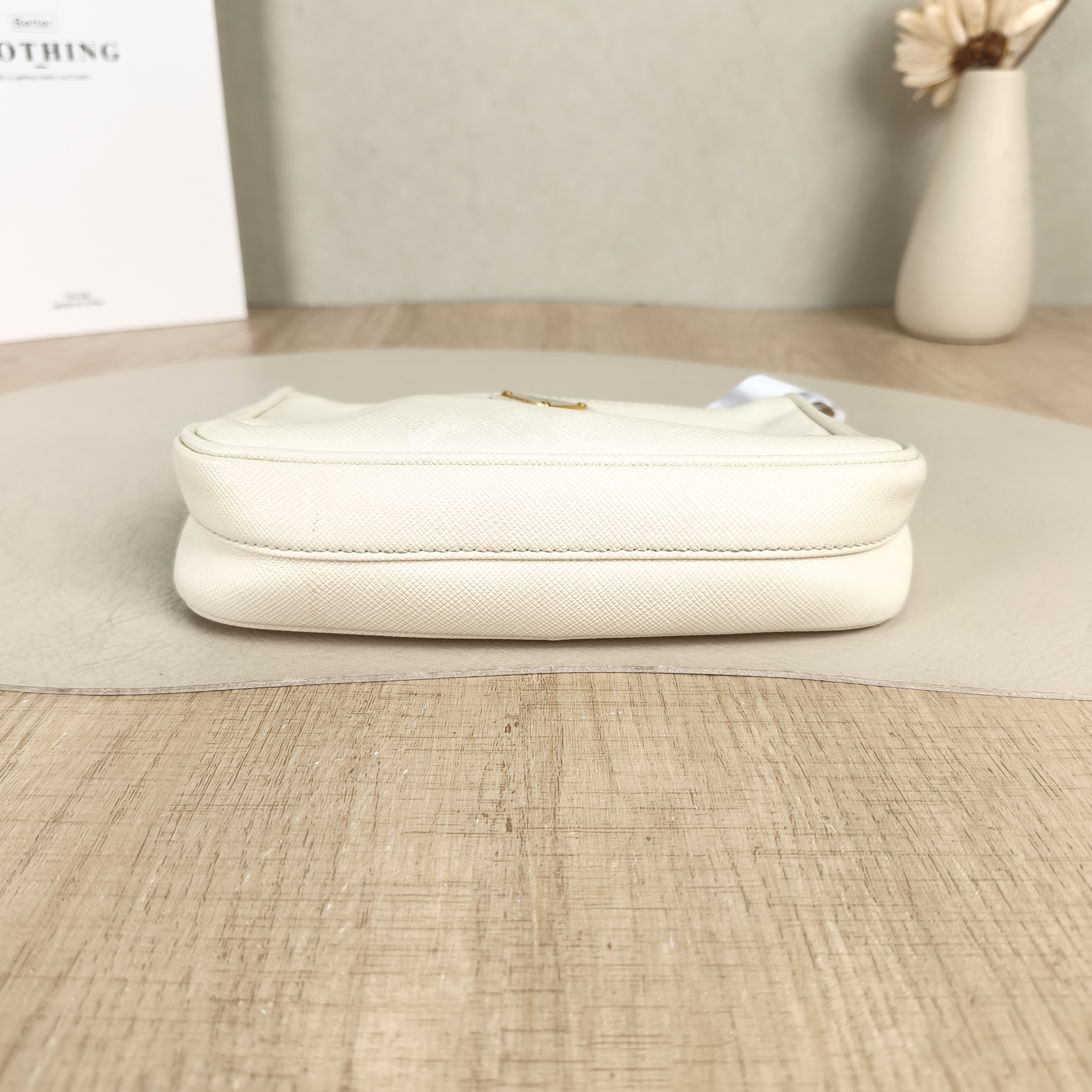 PRADA Shoulder Bag Re-Edition hobo White Calfskin Mini17 × 4 × 12 cm — cover view 3 of 5