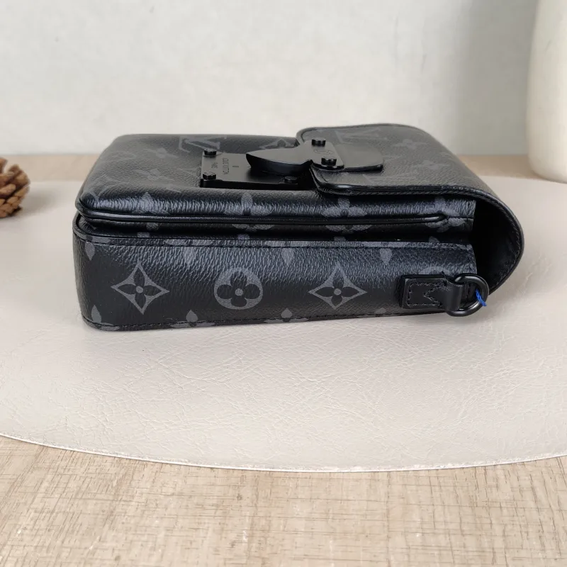 Louis Vuitton Crossbody Bag S-Lock Vertical Box Monogram PV Cmini12 × 7 × 19 cm — detail view 6 of 11