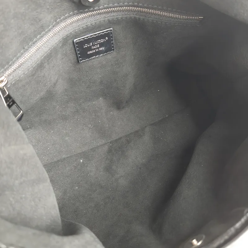 Louis Vuitton Crossbody Bag Black SL ambskin Small 33.5 × 15 × 23 cm — detail view 6 of 11
