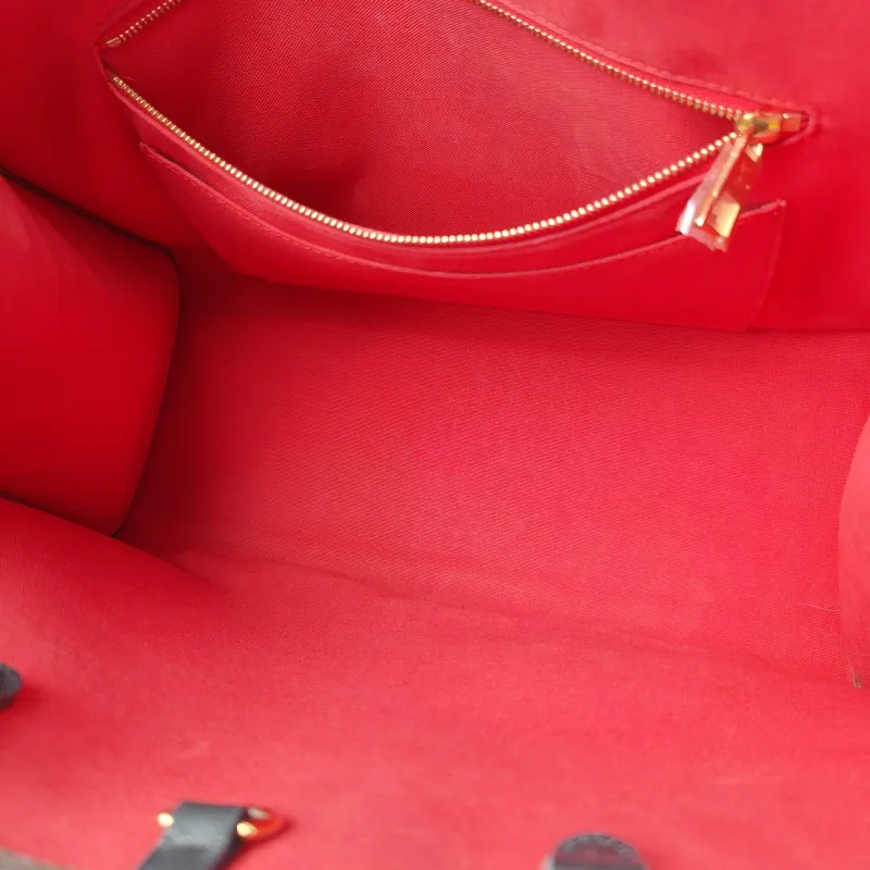 Louis Vuitton Shoulder Bag Onthego Medium Monogram PVC Medium 35 × 14 × 27 cm — detail view 1 of 11