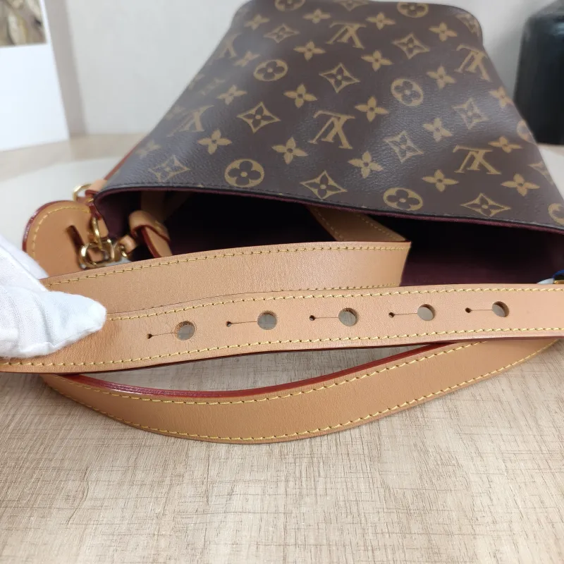Louis Vuitton Top Handle Bag ALL IN BB Monogram PVCBB16 × 12 × 18 cm — detail view 7 of 12