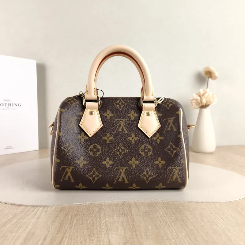 Louis Vuitton Crossbody Bag Speedy20 Shoulder Strap PVC Small 20.5 × 12 × 13.5 cm — cover view 3 of 5