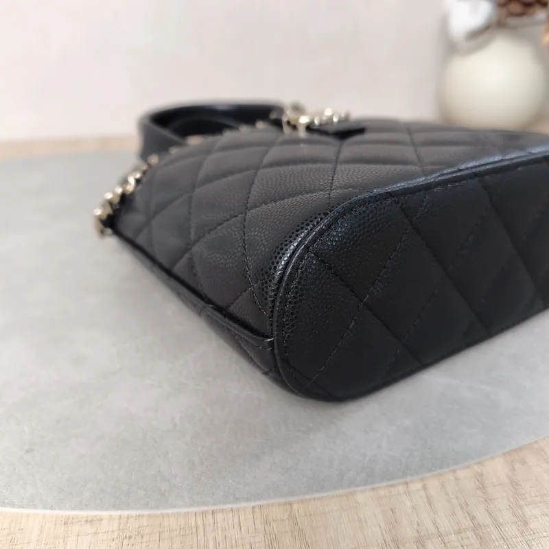 Chanel Top Handle Bag25a Edition Top Handle Bag Black Grained Calfskin One Size15.5 × 6.5 × 8.5 cm — detail view 13 of 13