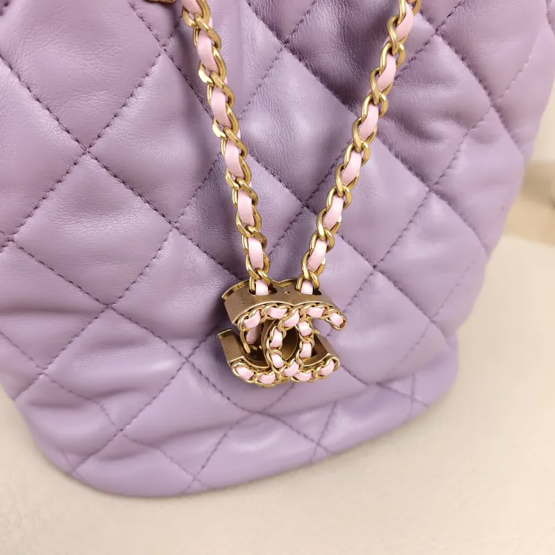 Chanel Crossbody Bag24p Lambskinmini17 × 12 × 18 cm — detail view 12 of 13