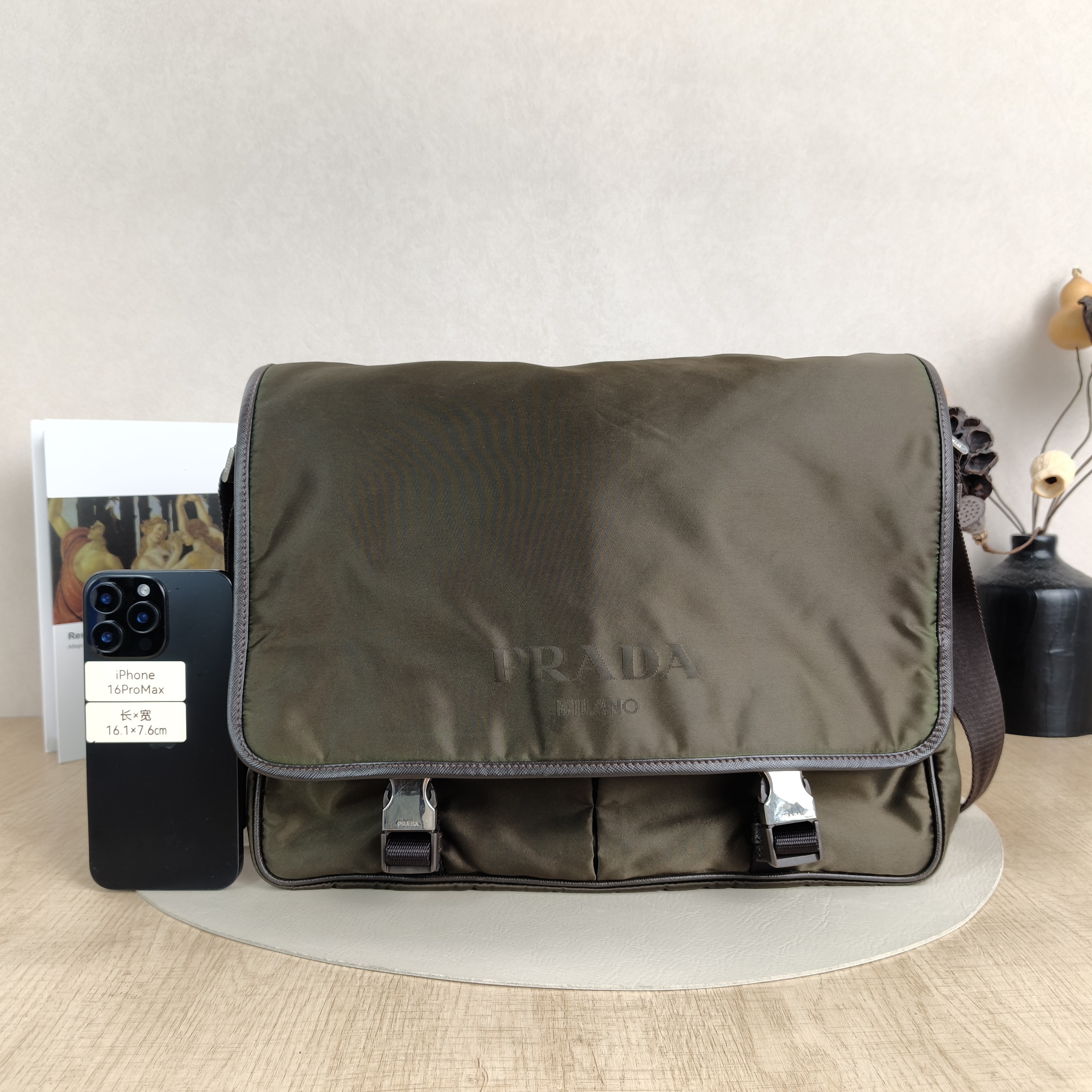 PRADA Crossbody Bag Messenger Bag Crossbody Bag Green Nylon One Size34 × 14 × 25 cm — cover view 3 of 5