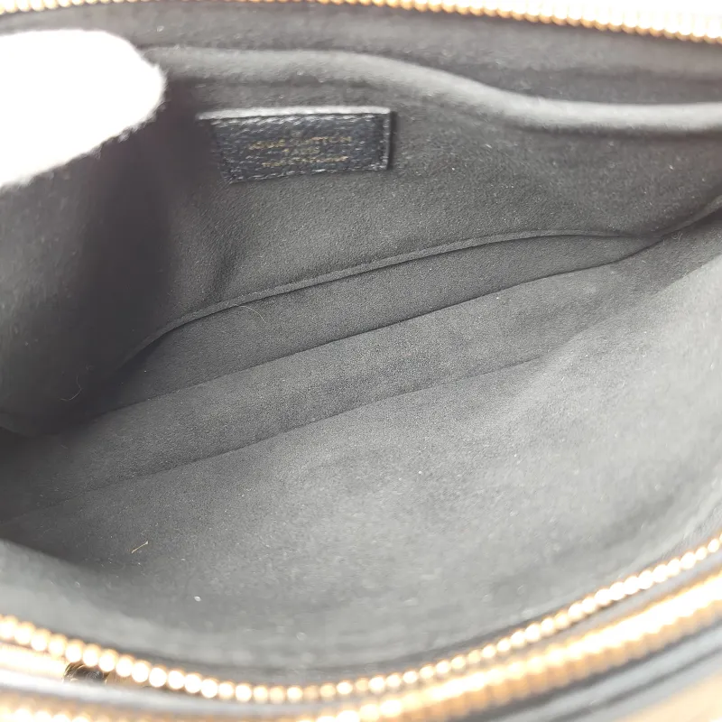 Louis Vuitton Crossbody Bag Multi Pochette Accessoires Black Calfskin Small 25 × 4.5 × 14.5 cm — detail view 2 of 12