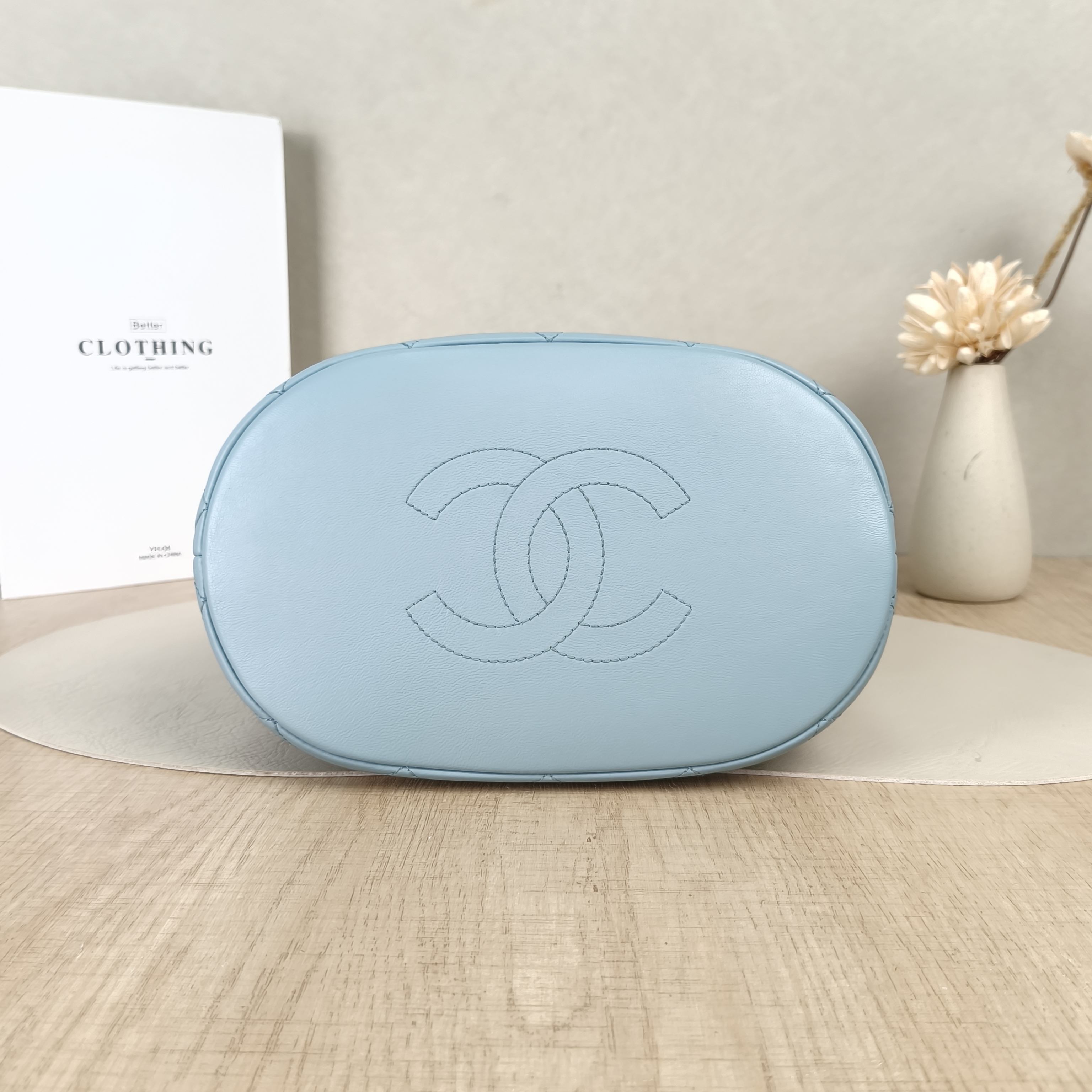 Chanel Crossbody Bag Bucket Bag Blue Calfskin One Size22 × 4 × 25 cm — cover view 3 of 5
