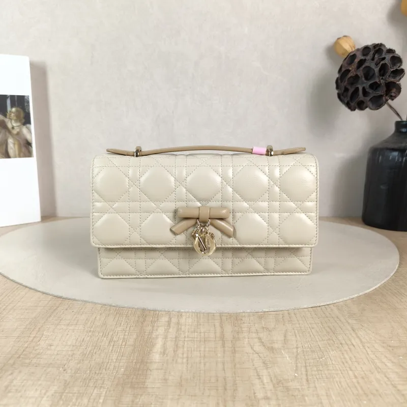 DIOR Shoulder Bag My Chain Bag Taupe Lambskin 21 × 3.5 × 11.5 cm