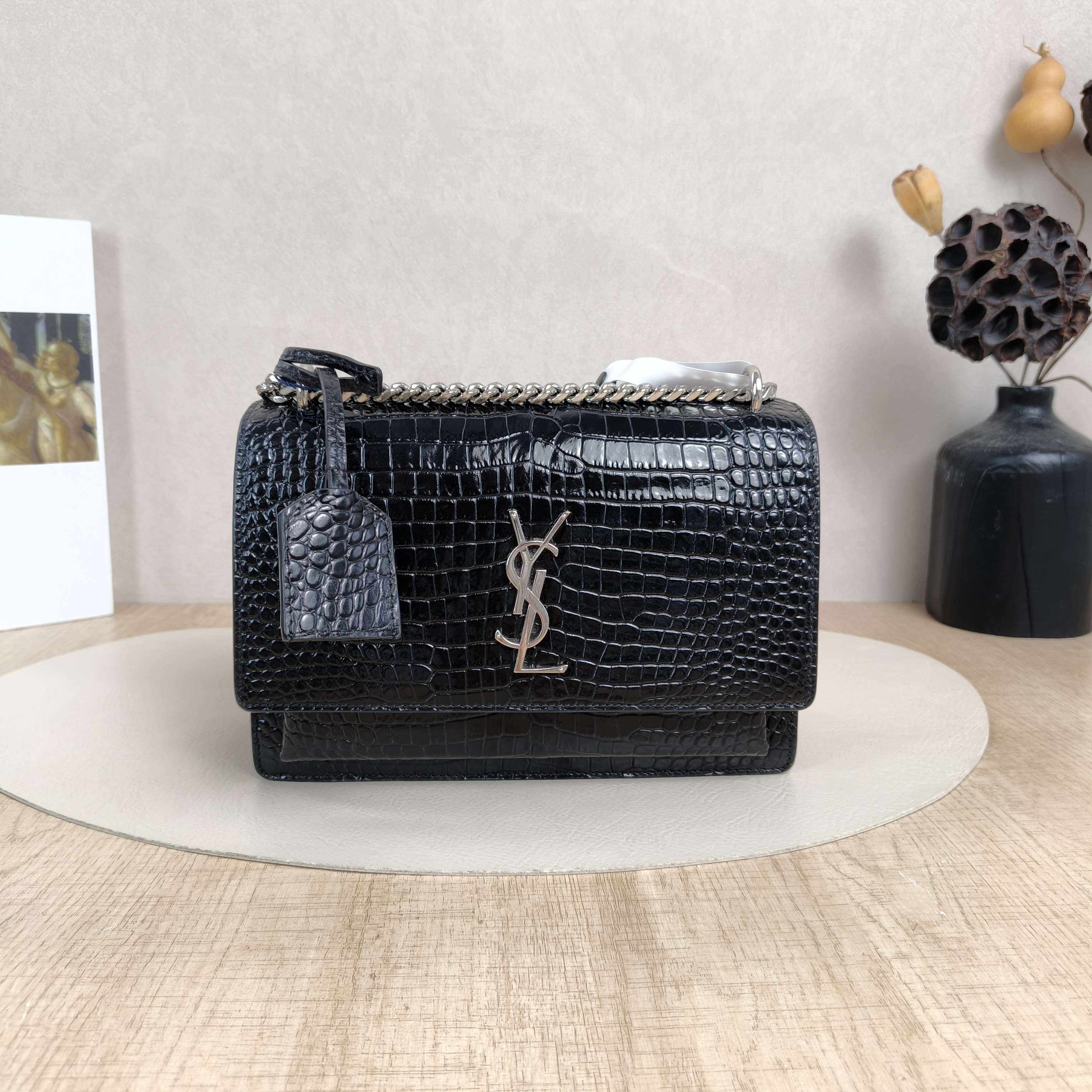SAINT LAURENT Crossbody Bag SUNSET Black Calfskin Medium22 × 6.5 × 16 cm