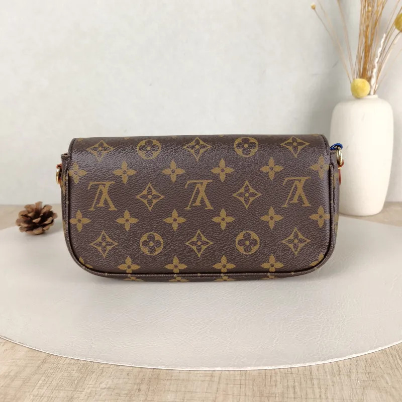 Louis Vuitton Crossbody Bag IVY Monogram PVC Small23.5 × 4.3 × 12 cm — cover view 2 of 6