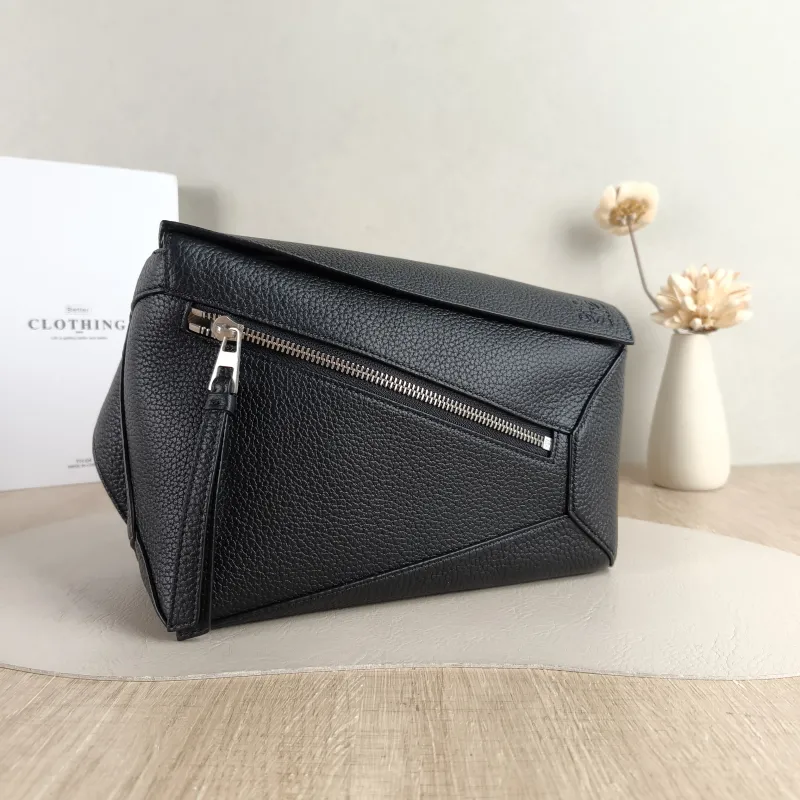 LOEWE Belt Bag Puzzle Belt Bag Black CC alfskin Small 24 × 10.5 × 16 cm — cover view 2 of 5