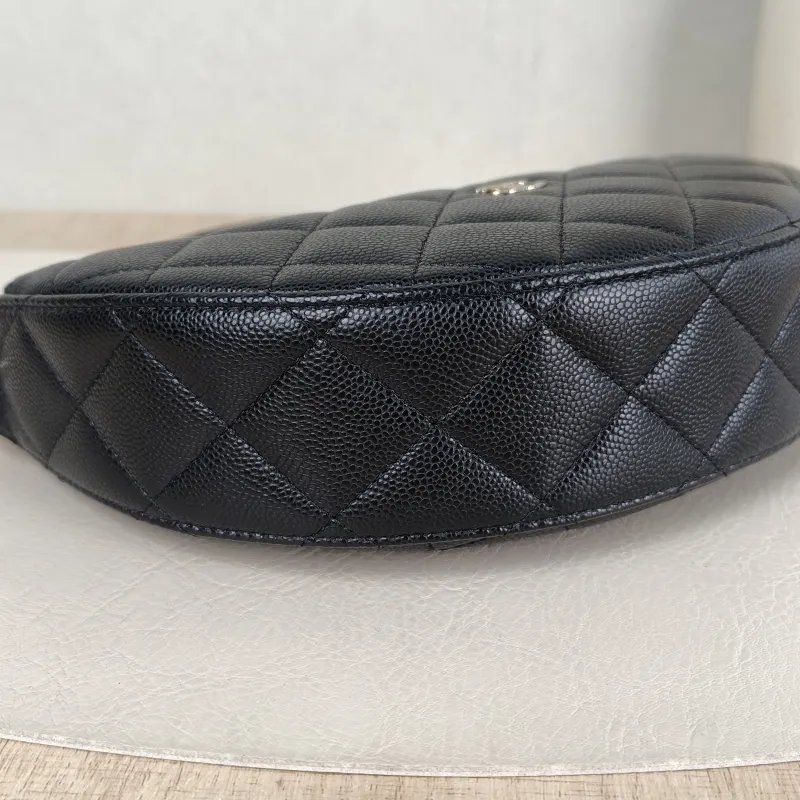 Chanel Crossbody Bag Top Handle Crossbody Bag Black Grained Calfskin 22 × 5.5 × 12 cm — detail view 5 of 12