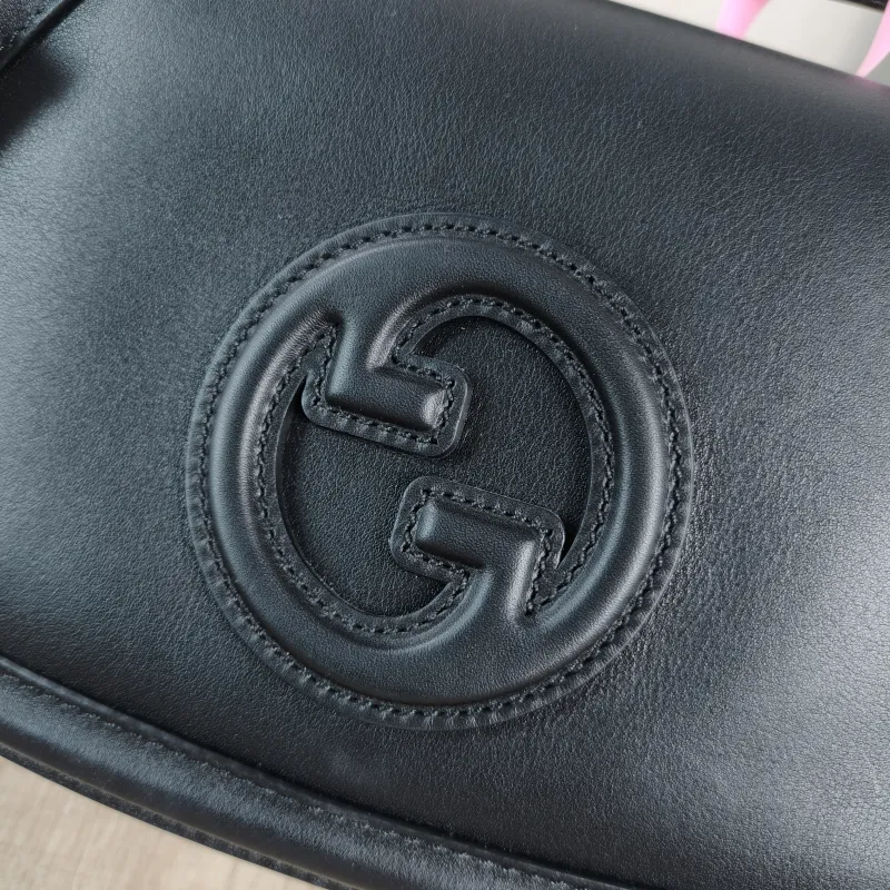 GUCCI Crossbody Bag blondie Top Handle Crossbody Bag Black Calfskin Small 26.5 × 8.5 × 16.5 cm — detail view 5 of 12
