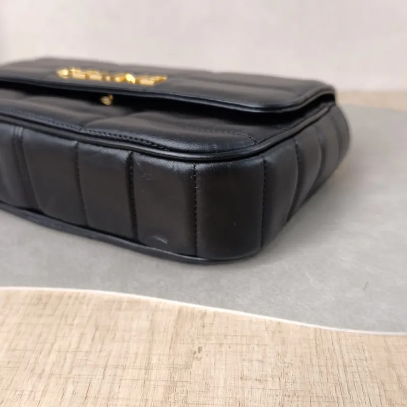 CELINE Shoulder Bag Matelasse Monochrome Shoulder Bag Black Lambskin 24 × 5 × 15 cm — detail view 9 of 12