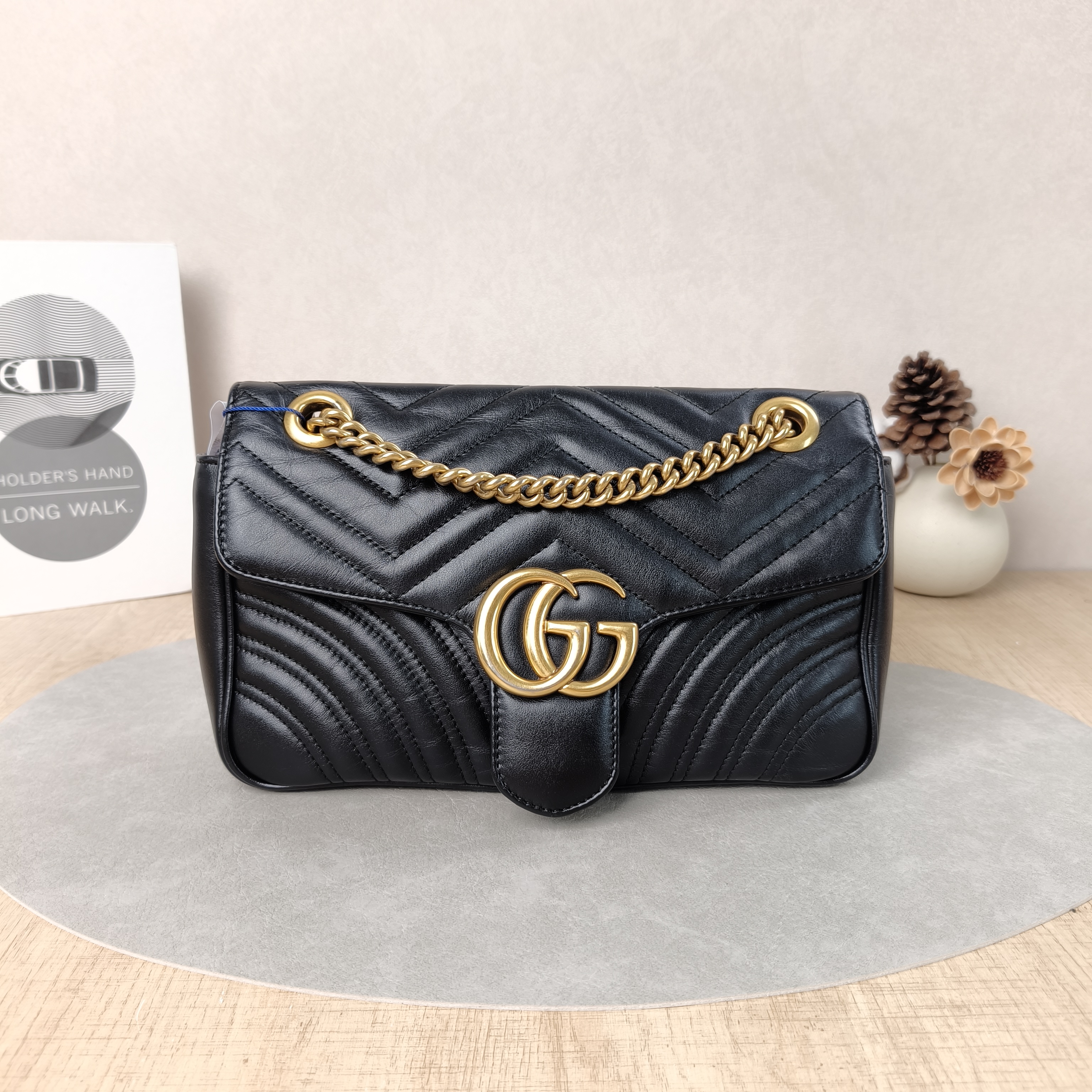 GUCCI Crossbody Bag GG Marmont Medium Marmont 26Black CC alfskin Medium26 × 7 × 15 cm