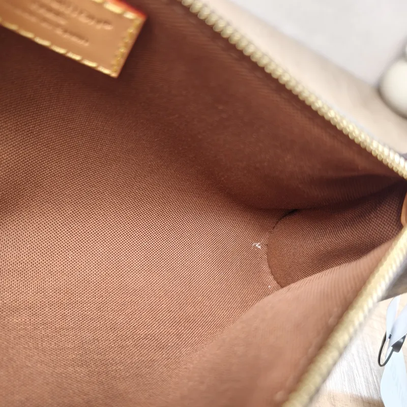 Louis Vuitton Shoulder Bag Pochette Eva Monogram PVC One Size27 × 5 × 11 cm — detail view 11 of 14