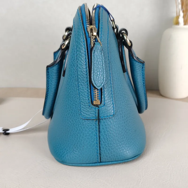 GUCCI Crossbody Bag Crossbody Bag Blue Calfskin One Size24 × 12 × 18 cm — detail view 8 of 13