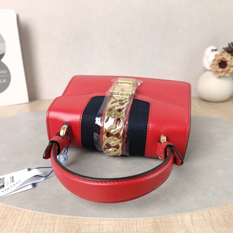 GUCCI Crossbody Bag Sylvie Edition Red Calfskinmini20 × 8 × 14 cm — detail view 7 of 12