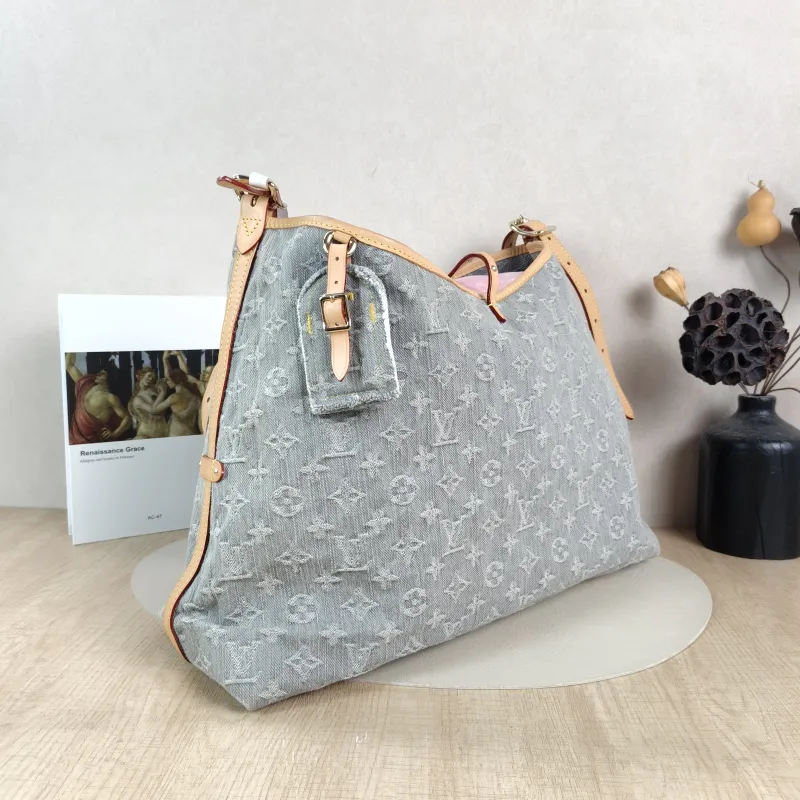 Louis Vuitton Crossbody Bag Carryall Grey Medium39 × 15 × 30 cm — cover view 6 of 6
