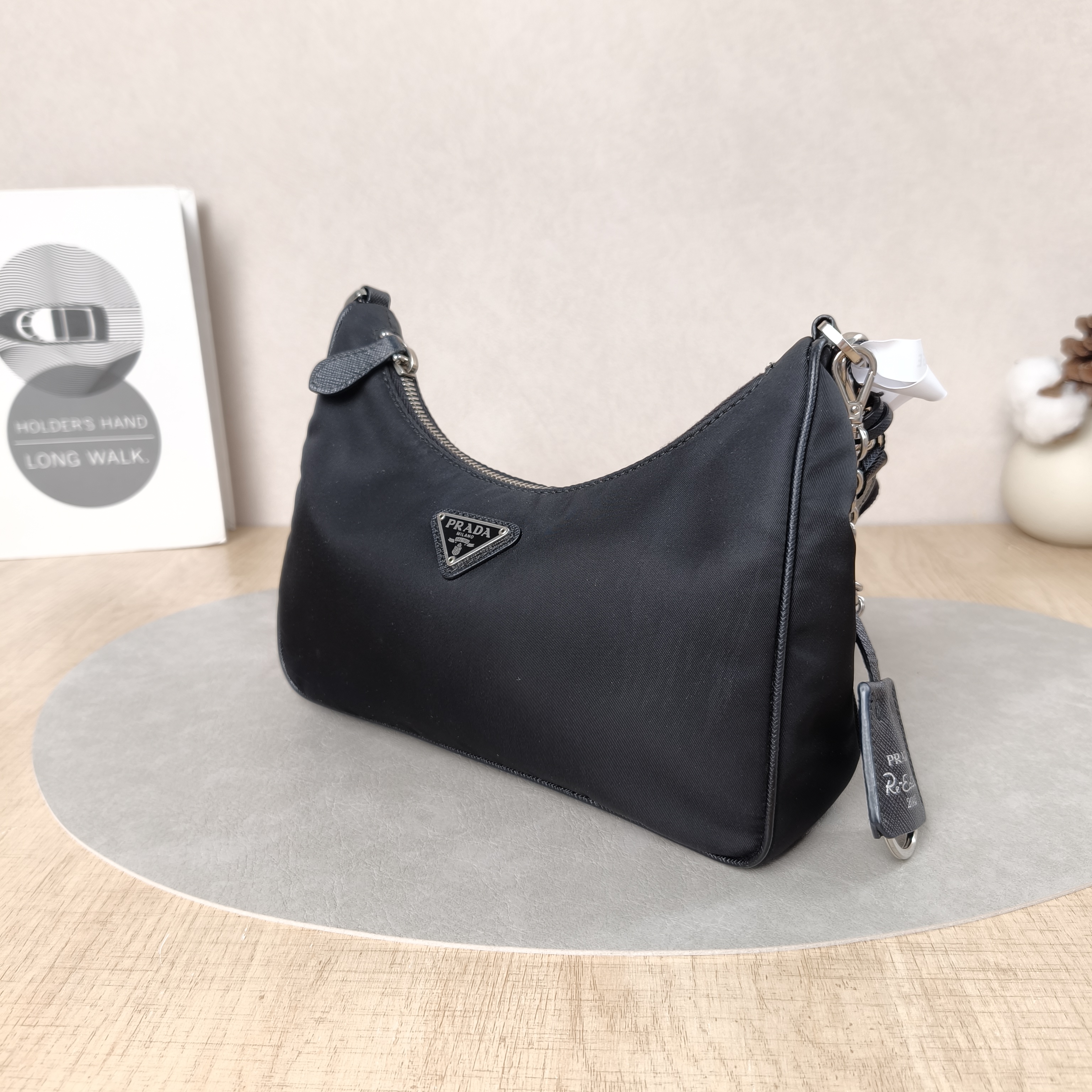 PRADA Crossbody Bag Re-Edition 2005 Hobo Black Nylonmini22 × 6 × 18 cm — cover view 5 of 5