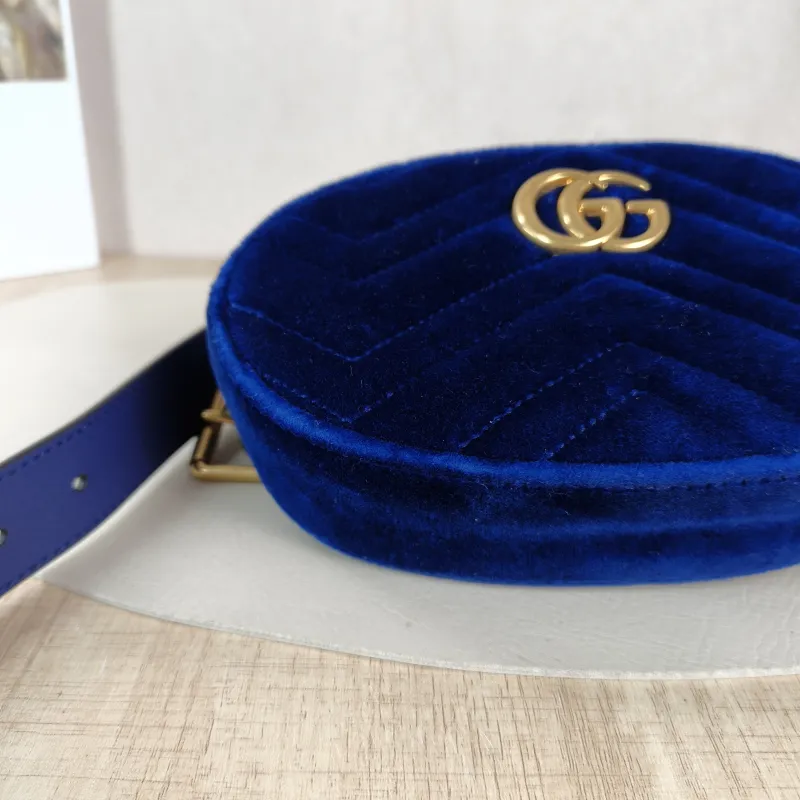 GUCCI Belt Bag GG Marmont Marmont Belt Bag Blue Velvet 19 × 5 × 11.5 cm — detail view 4 of 10