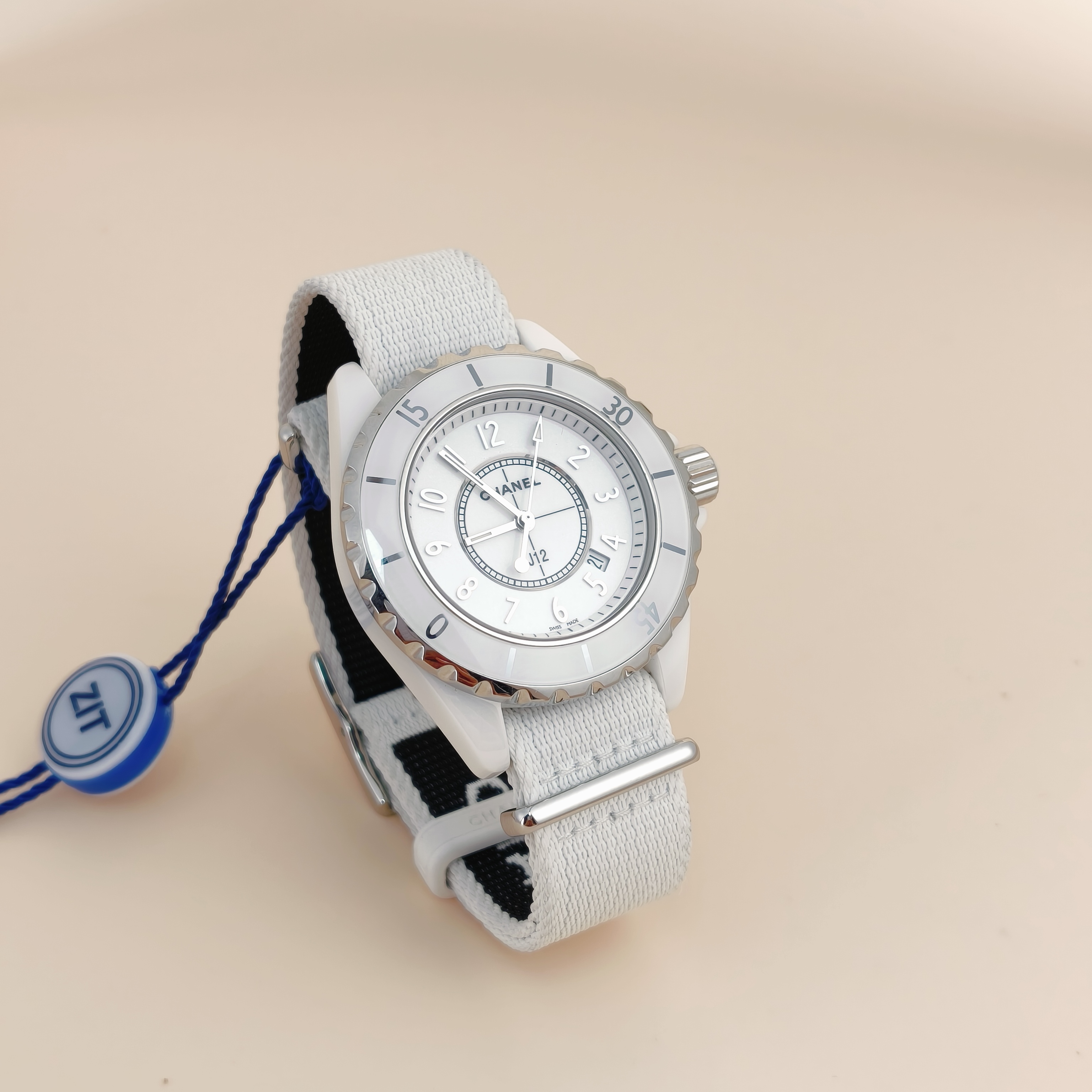Chanel Watch J12Collection Watch White One Size35mm — cover view 3 of 6
