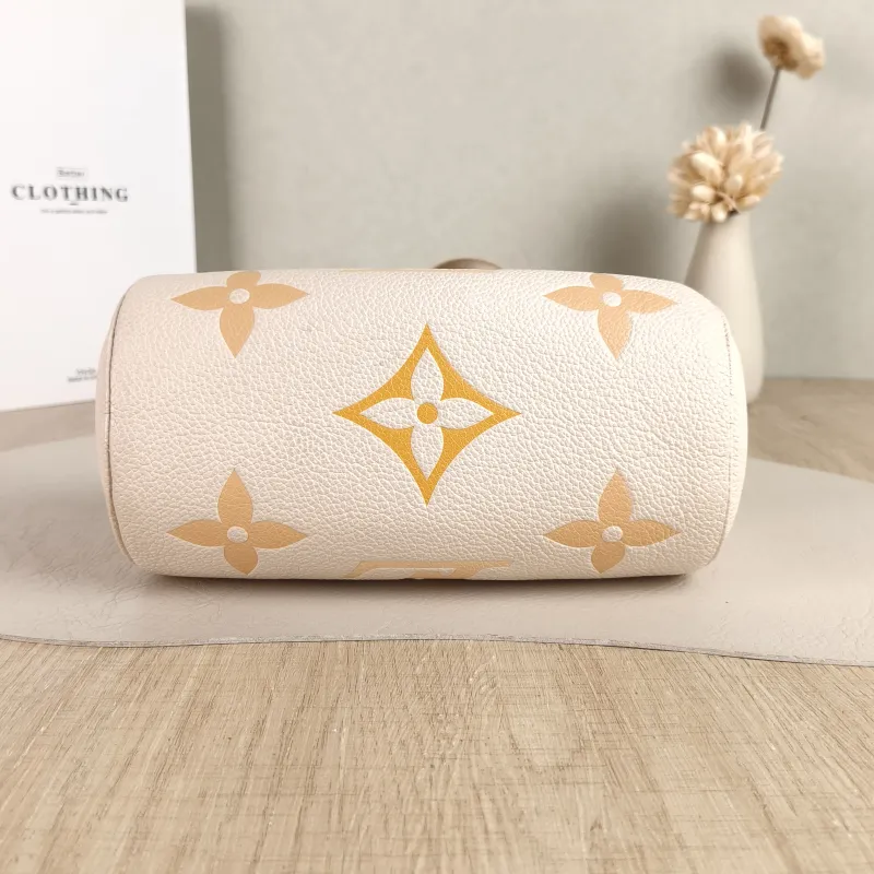 Louis Vuitton Crossbody Bag Papillon · Monogram Empreinte Embossed Calfskin BB 20 × 10 × 10 cm — cover view 5 of 5