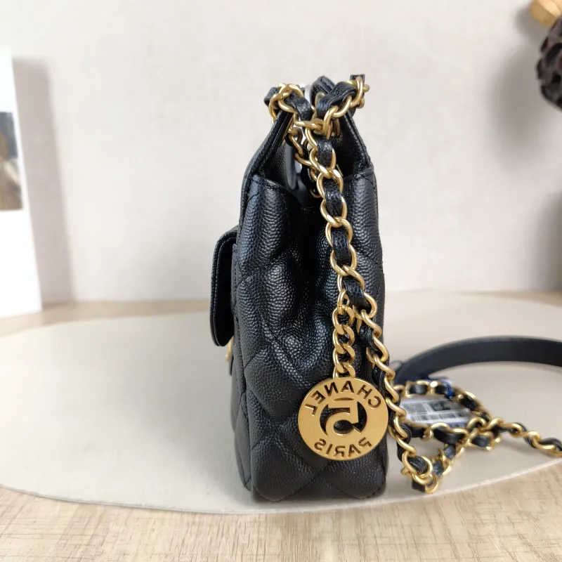 Chanel Crossbody Bag HOBO Black Grained Calfskin Small 19 × 6 × 17 cm — detail view 2 of 10