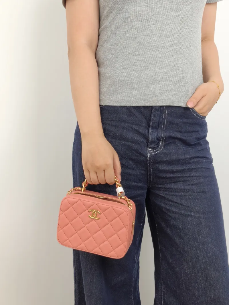 Chanel Crossbody Bag Box Crossbody Bag Pink Lambskin One Size 17 × 7 × 12.5 cm — on-model view 3 of 3