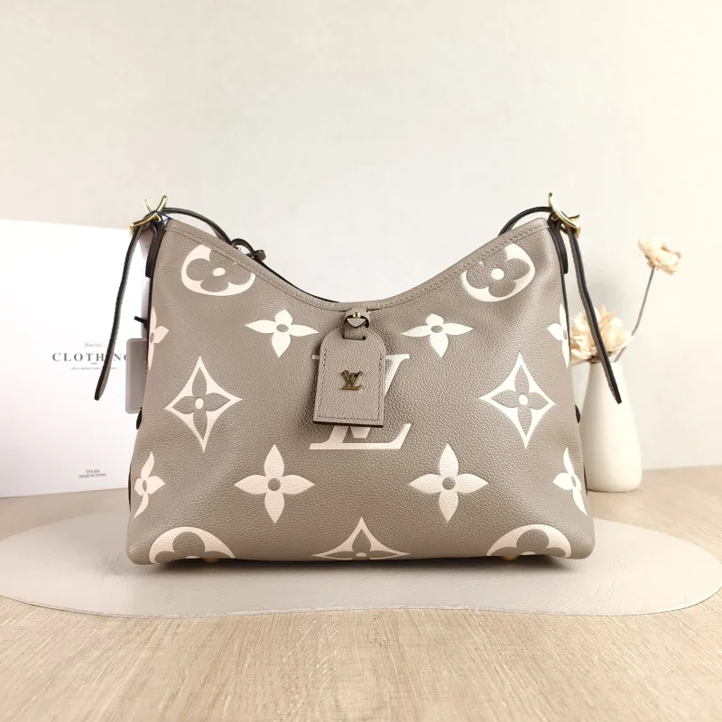 Louis Vuitton Crossbody Bag Carryall Calfskin Small 29.5 × 12 × 24 cm