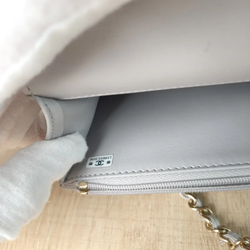 Chanel Backpack Backpack Grey Lambskin One Size 18.2 × 5 × 14 cm — detail view 4 of 11