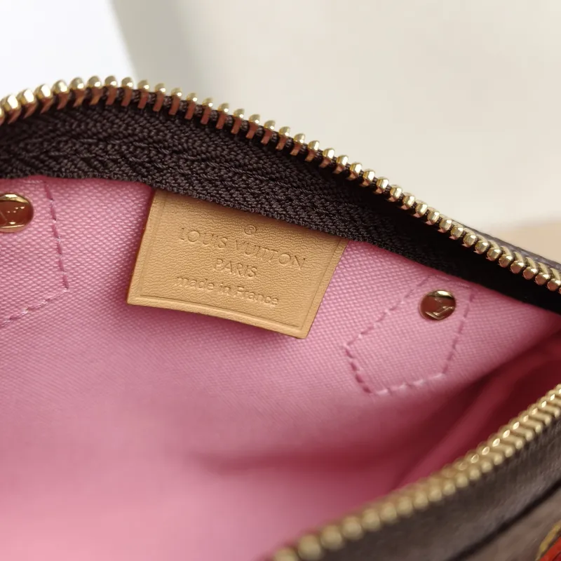Louis Vuitton Crossbody Bag Speedy Nano Monogram · Vivienne PVC nano 16 × 7.5 × 10 cm — detail view 10 of 10