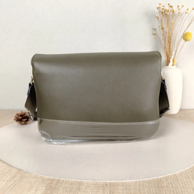 GUCCI Crossbody Bag Horsebit 1955 Horsebit Medium Green Calfskin Medium 25 × 8 × 18 cm — cover view 2 of 5