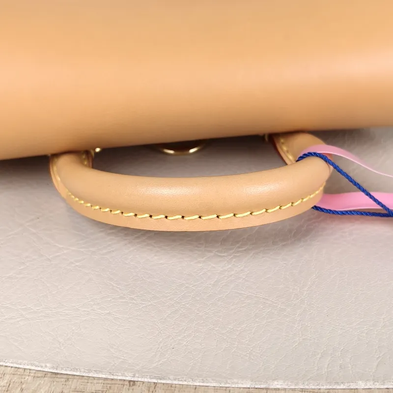 Louis Vuitton Backpack Soho Backpack Monogram PV Cmini17 × 8 × 23 cm — detail view 2 of 13