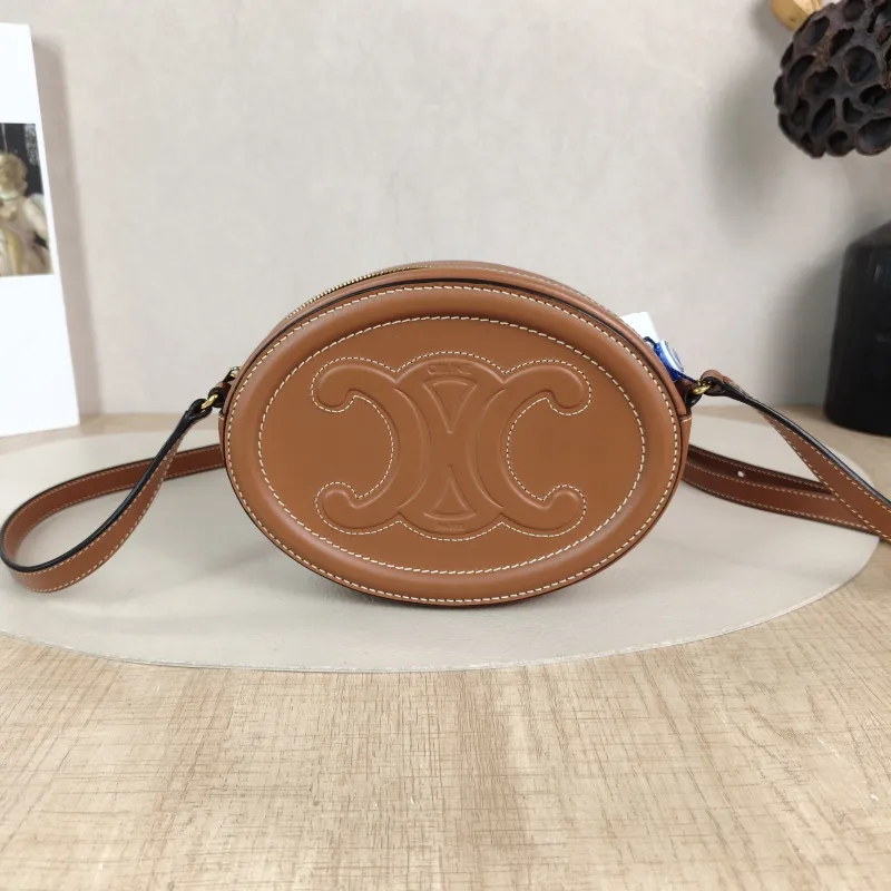 CELINE Crossbody Bag Cuir Triomphe Brown Calfskin Small 16 × 4 × 12.5 cm — cover view 3 of 6