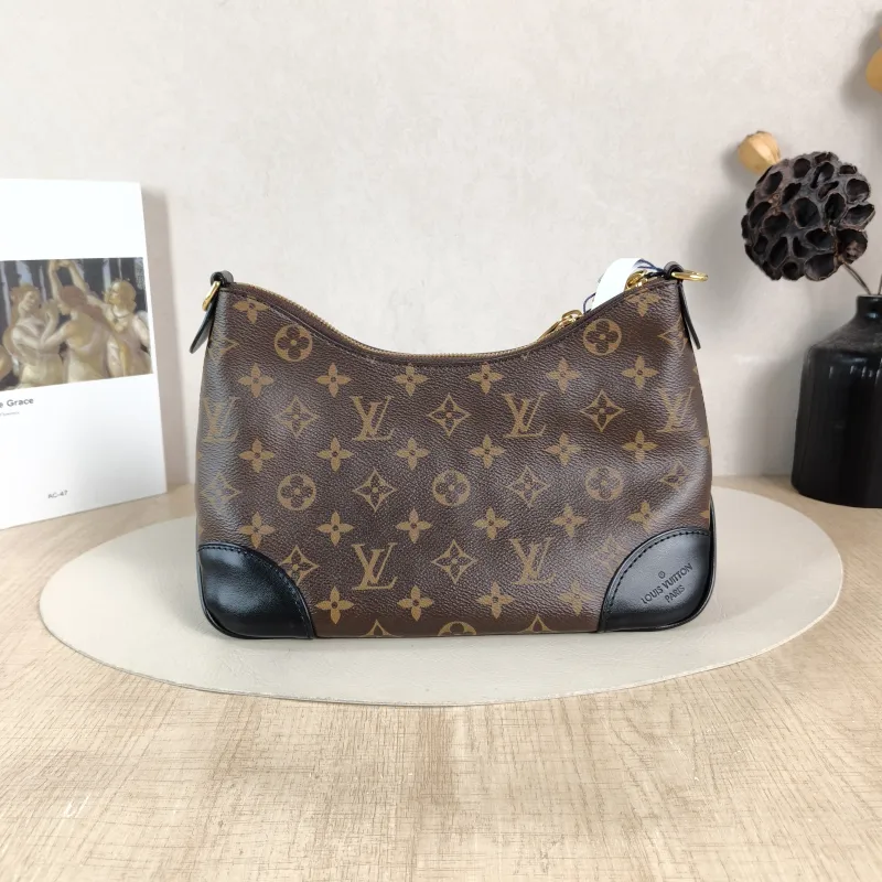 Louis Vuitton Crossbody Bag Boulogne PVC Small 26 × 9.5 × 16 cm — cover view 4 of 6