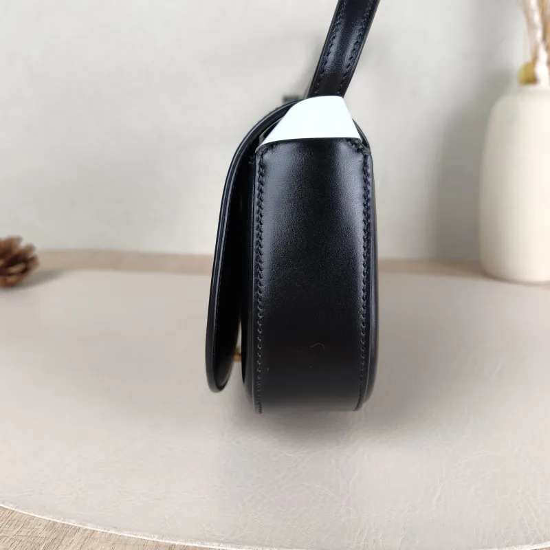 SAINT LAURENT Shoulder Bag VOLTAIRE Black Calfskin Mini 21 × 4.5 × 11 cm — detail view 6 of 13