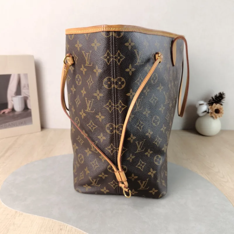 Louis Vuitton Shoulder Bag Neverfull Monogram PVC Large 39 × 19 × 32 cm — detail view 4 of 13