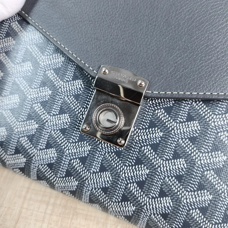 GOYARD Crossbody Bag Chypre Crossbody Bag Grey PVC One Size 21 × 4 × 16 cm — detail view 1 of 13