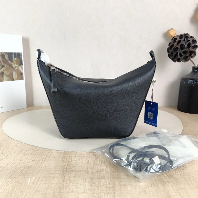 LOEWE Shoulder Bag Hammock Hobo Hobo Black Calfskin Mini 28 × 9.5 × 17 cm — cover view 2 of 6