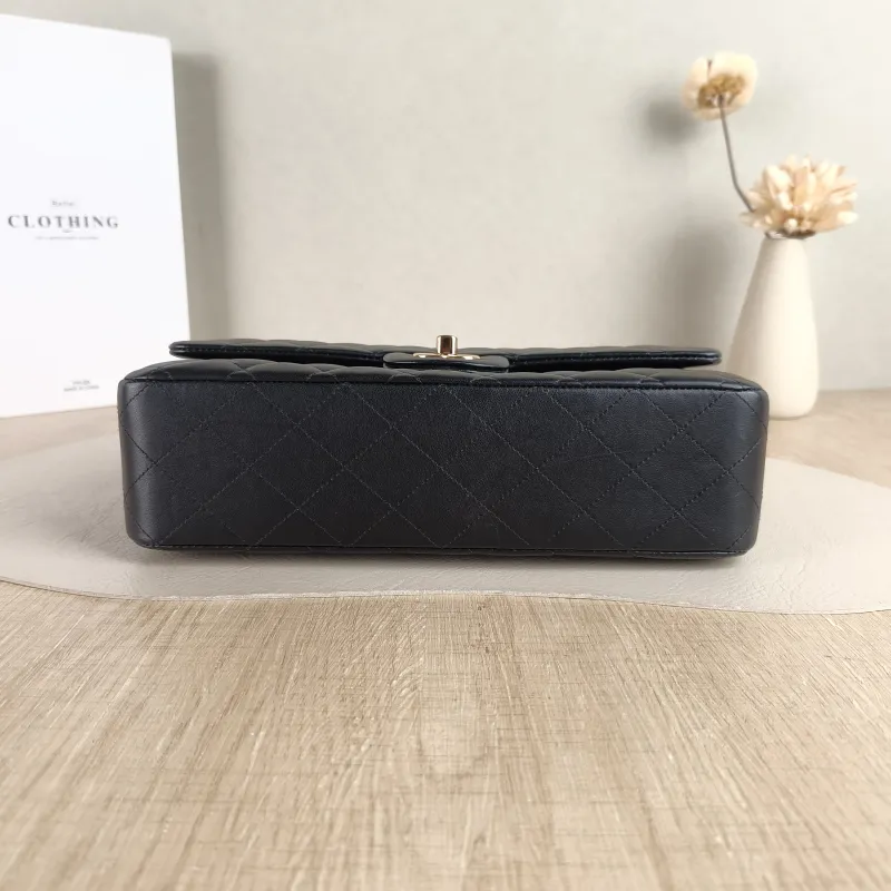 Chanel Crossbody Bag Classic Flap CF Black Lambskin Medium 25.5 × 6.5 × 15.5 cm — cover view 2 of 6