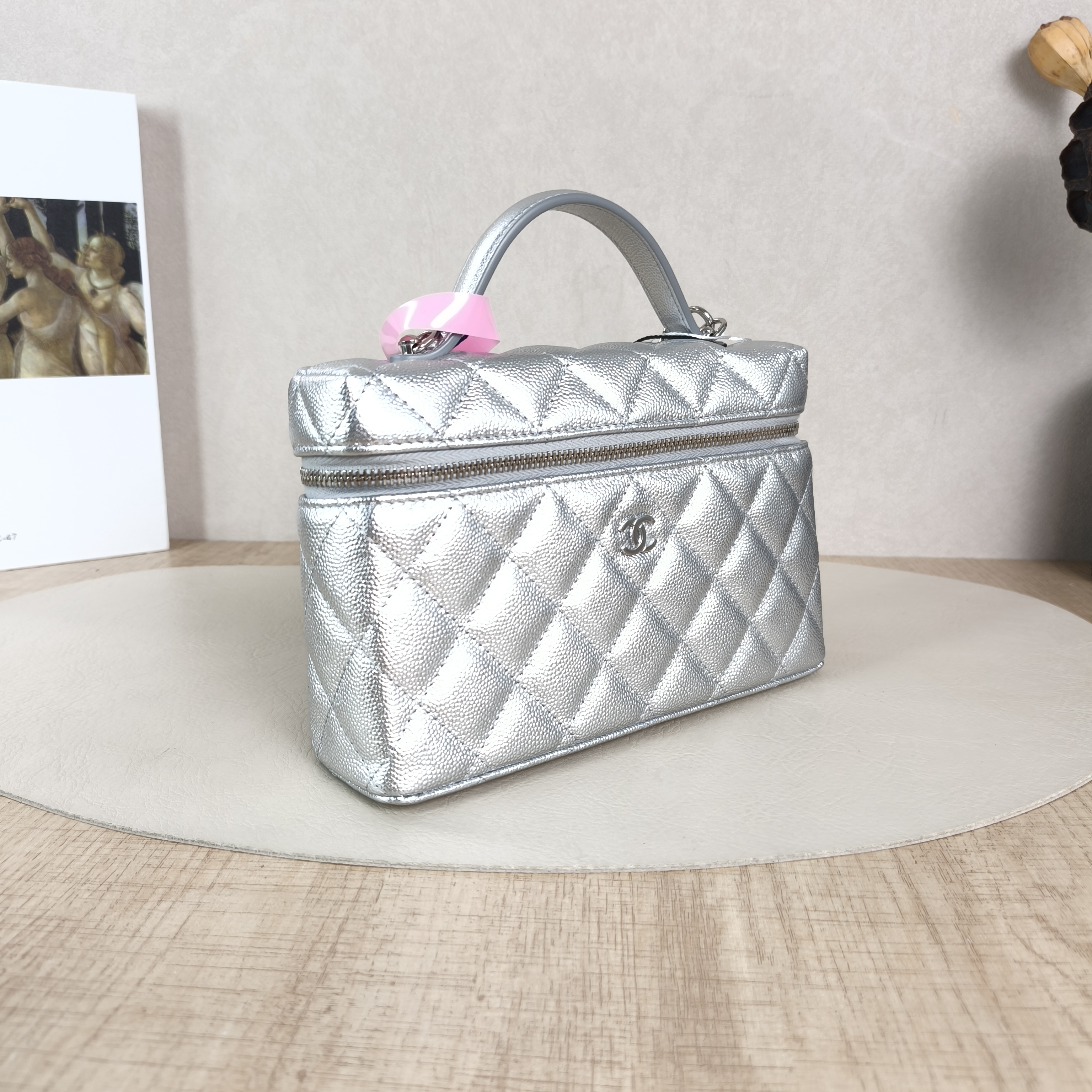 Chanel Crossbody Baglp Box Bag Top Handle Crossbody Bag Silver Calfskin One Size19.5 × 5 × 17 cm — cover view 3 of 5