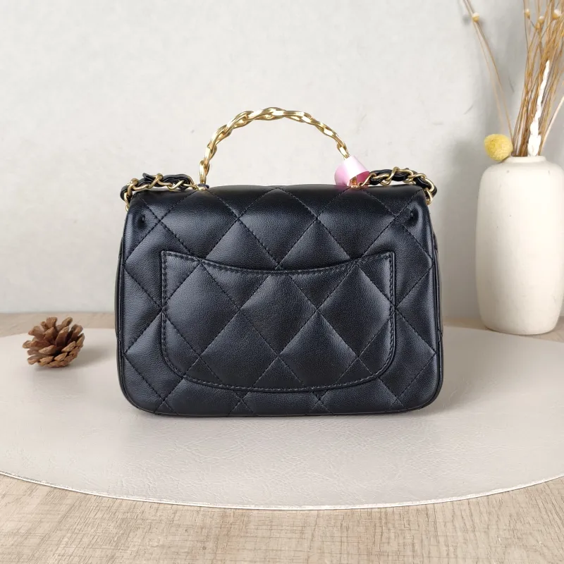 Chanel Crossbody Bag25c Black Lambskin One Size19 × 6 × 14 cm — cover view 4 of 5