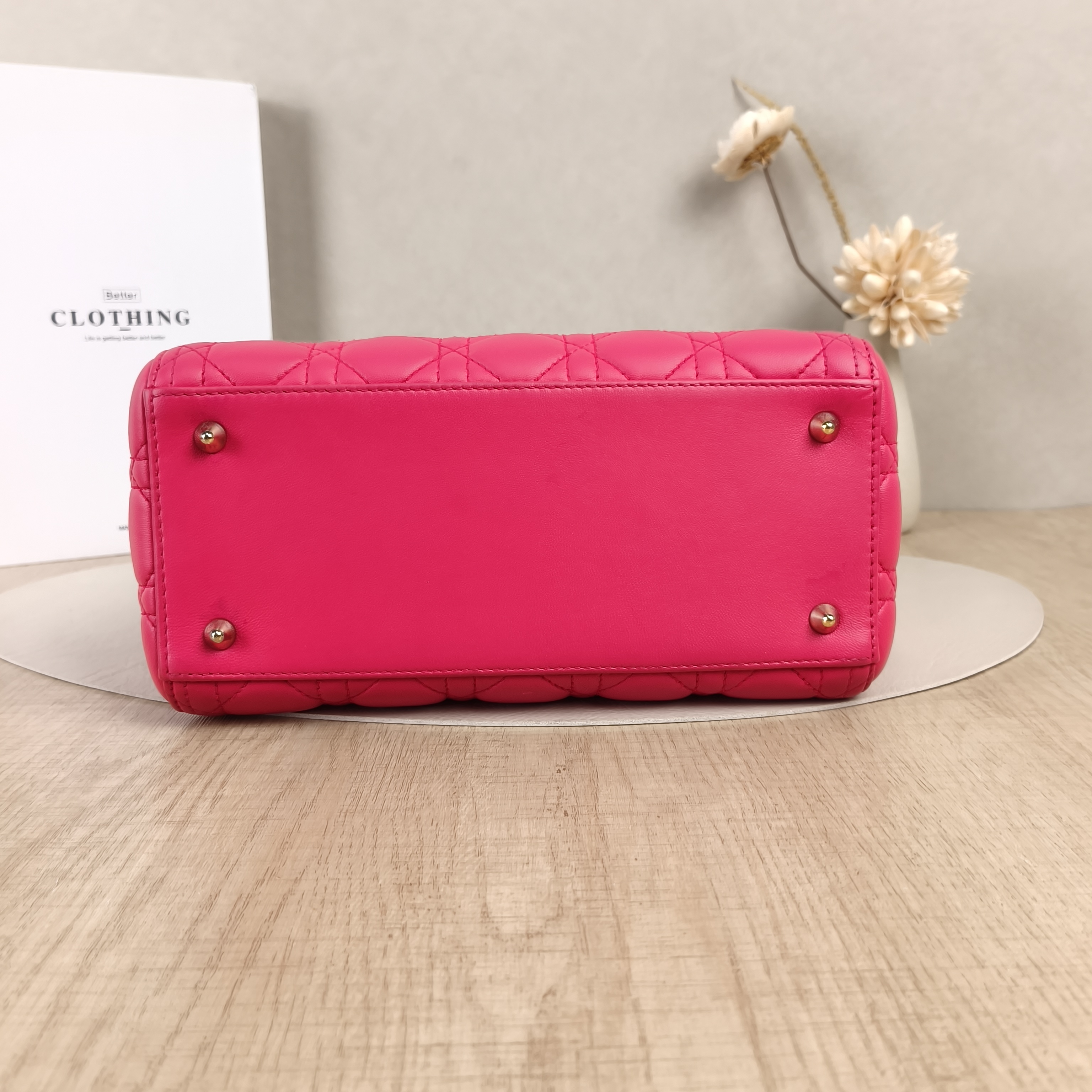 DIOR Lady Lady Dior Bag Medium Red Lambskin · Shoulder Strap · 24 × 11 × 20 cm — cover view 4 of 8